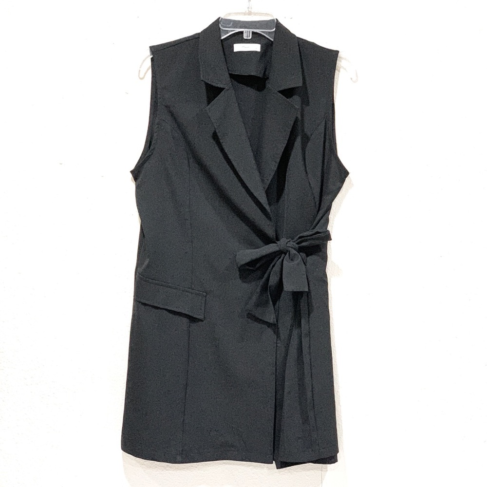 MAYUKI Black Left Waist-Tie Midi Dress (size: M)
